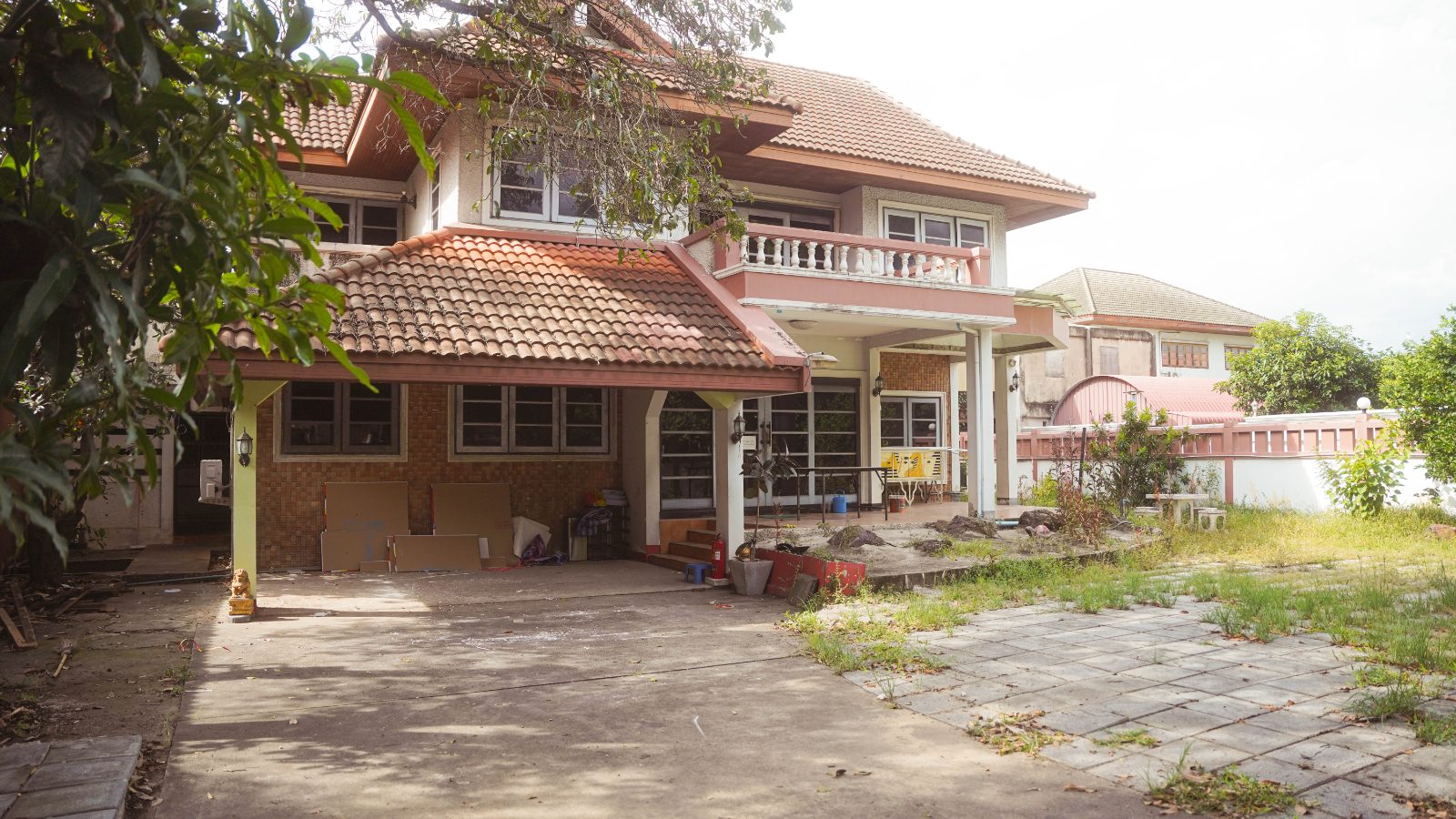 ลานจอดรถ