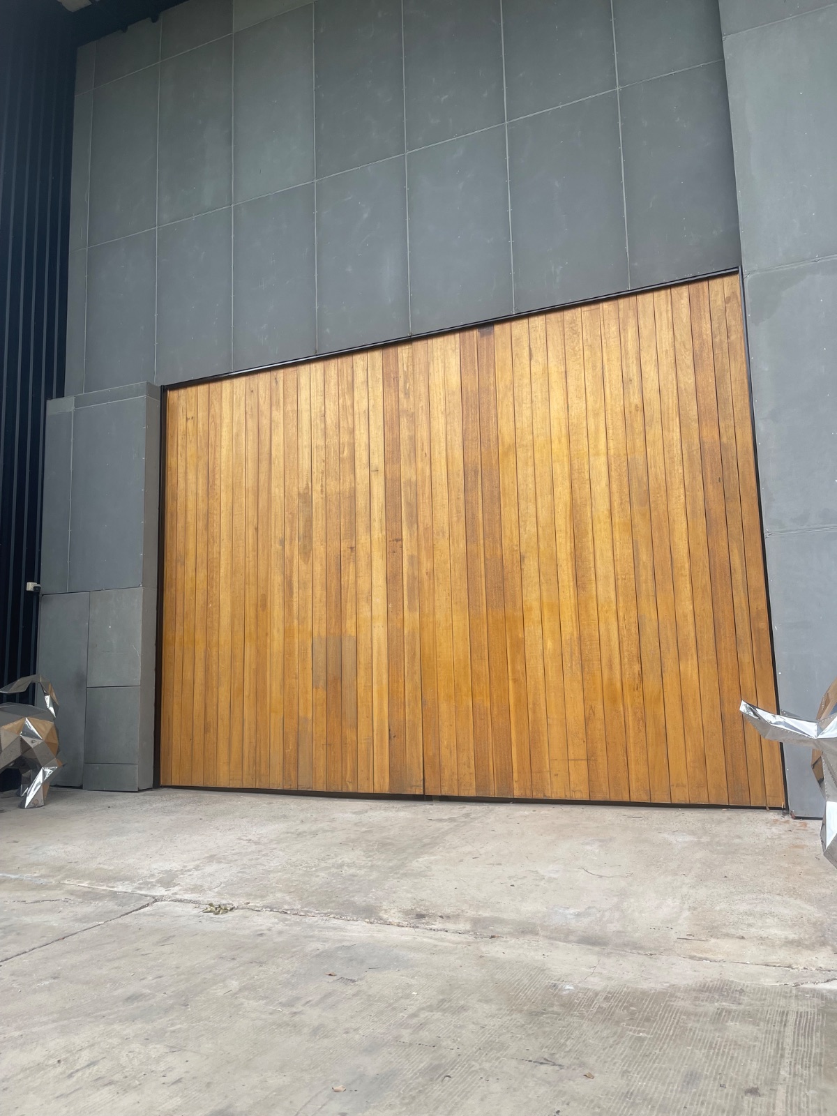 Grand Wood Gate / จุดโหลดของ